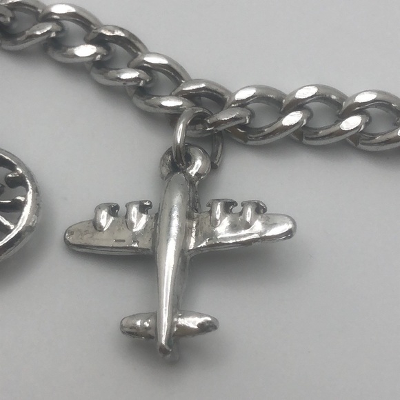 VTG Charm Bracelet With 6 Transportation Theme Charms. Silver Toned Metal - Picture 3 of 12